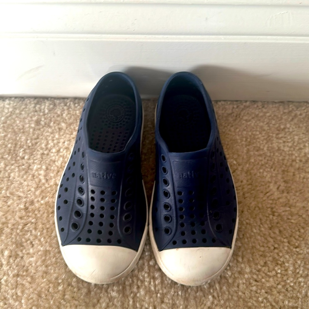 Native Jefferson navy slip on shoe